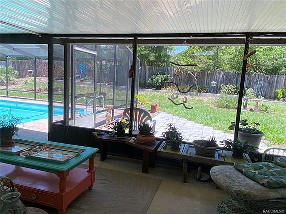 3rd image of 3621 E Foxwood Ln