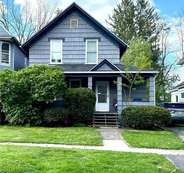 1st image of 231 Howe St
