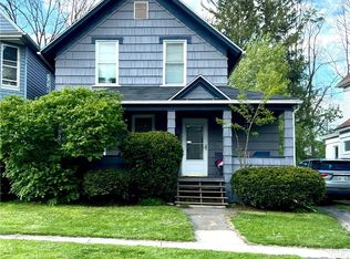 231 Howe St, Elyria, OH 44035