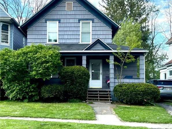231 Howe St, Elyria, OH 44035