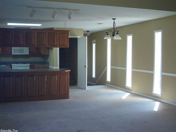 3rd image of 129 McNanna Pl