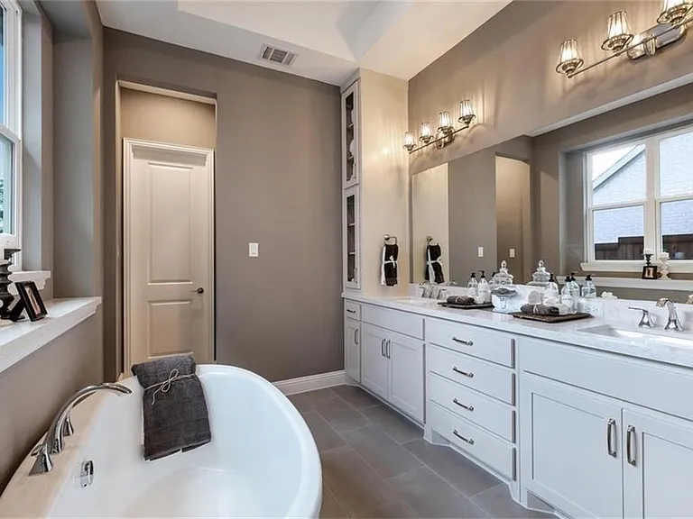 8043 Sunflower Ln — Photo 19