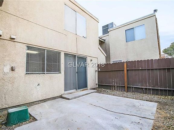 3rd image of 1463 Santa Anita Dr APT B