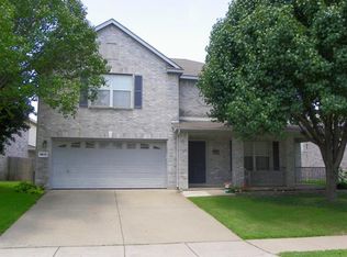 5613 Robins Way, North Richland Hills, TX 76180
