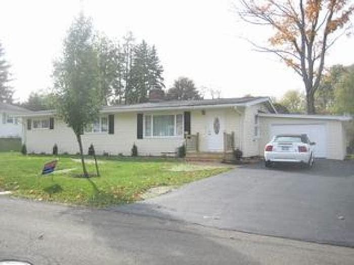 1st image of 64 Avalon Blvd