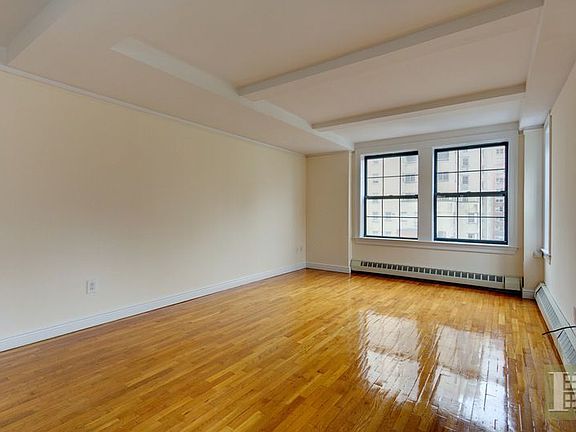 2nd image of 17 Park Ave APT 901
