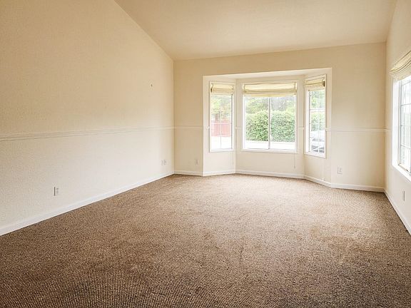 2nd image of 345 W Adams Ave
