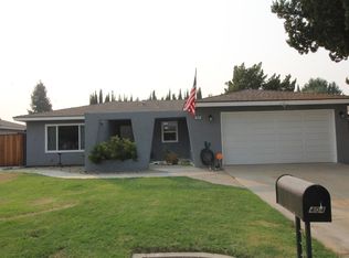 404 Autumn Rd, Madera, CA 93637