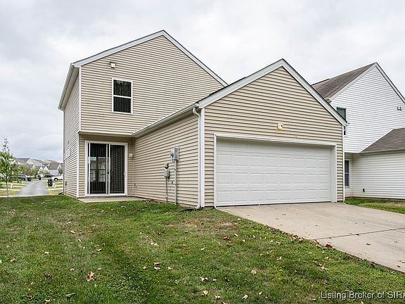 3rd image of 3123 Wheatfield Boulevard