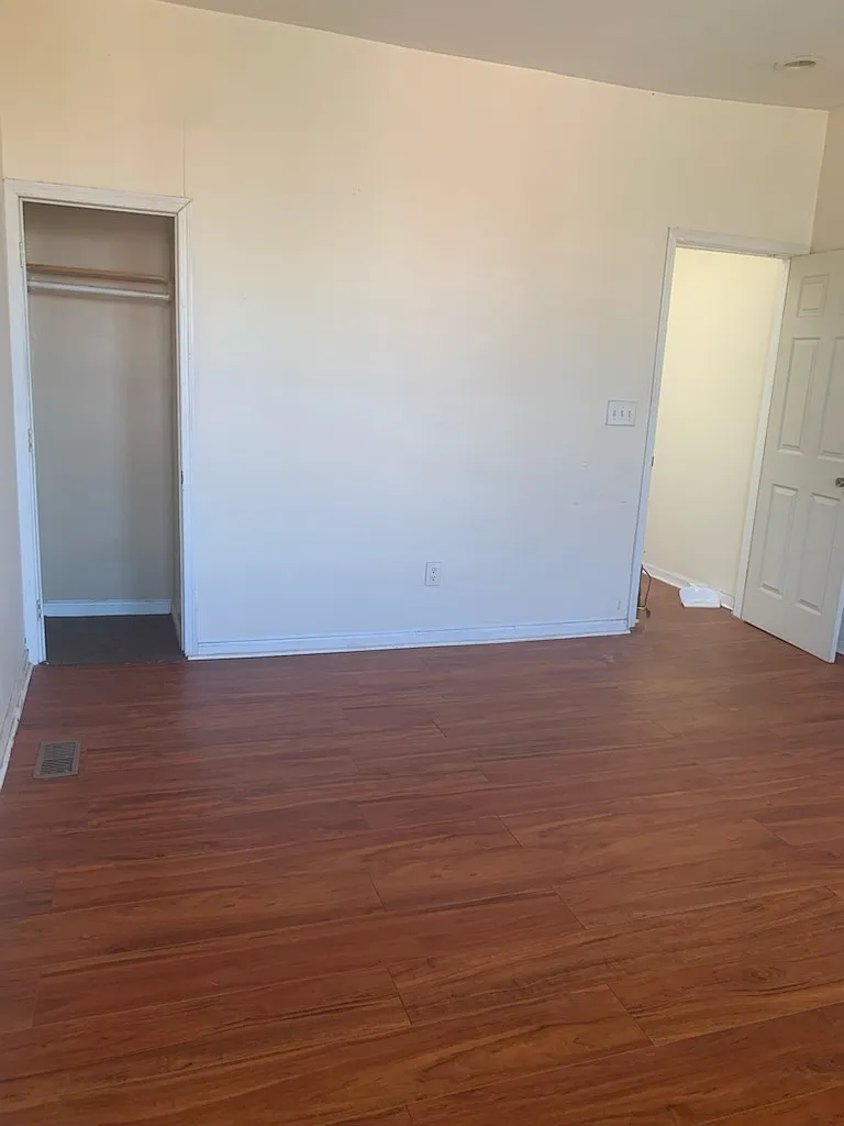 1 bed, $500 — Photo 2