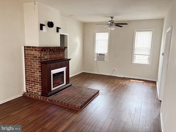 5th image of 227 W Olive St