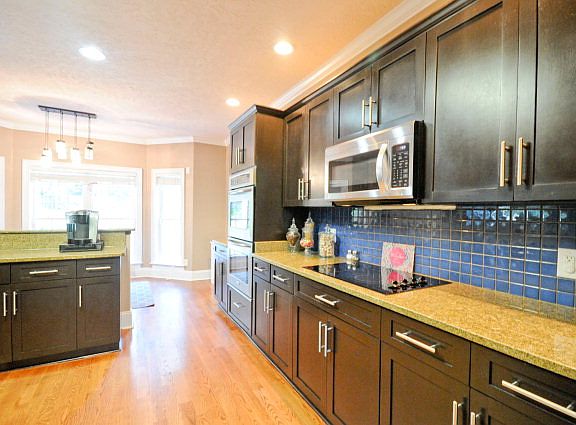 5th image of 363 River Wind Dr