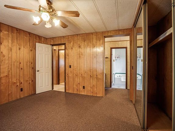5th image of 176 Southgate Garden St