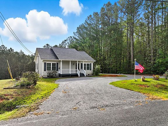 3rd image of 716 Old Pleasant Valley Rd