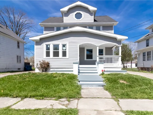 842 W 18th St, Lorain, OH 44052