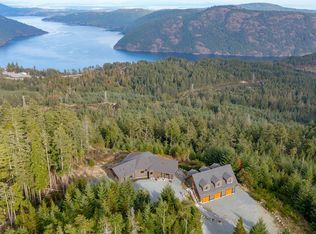 1490 Finlayson View Pl, Shawnigan Lake, BC V0R 2W3