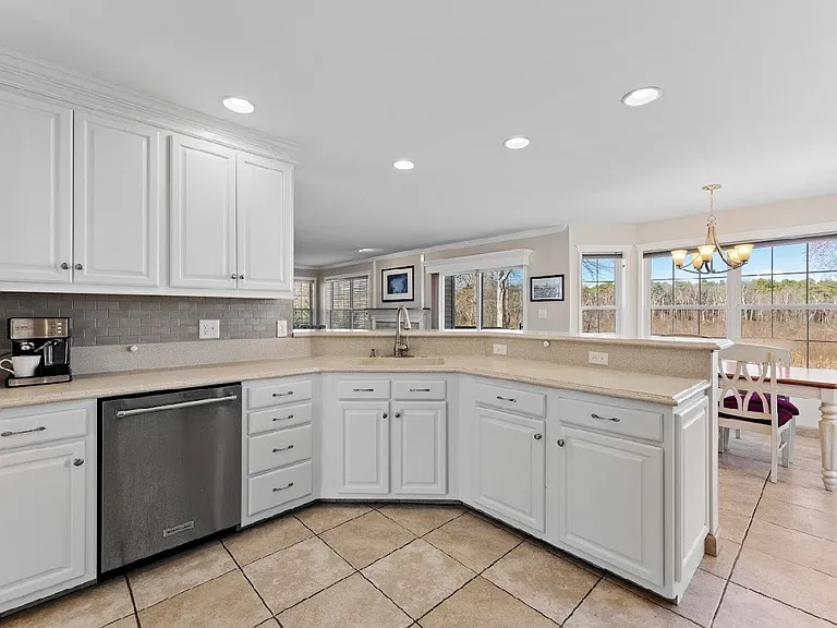 31 Cottonwood Dr — Photo 14