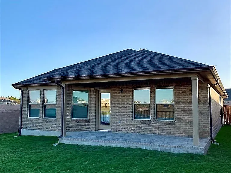 17320 Crowndale Dr — Photo 12