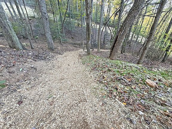 3rd image of 13CD Rainey Valley Ln