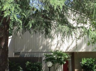 1395 Commons Dr, Sacramento, CA 95825