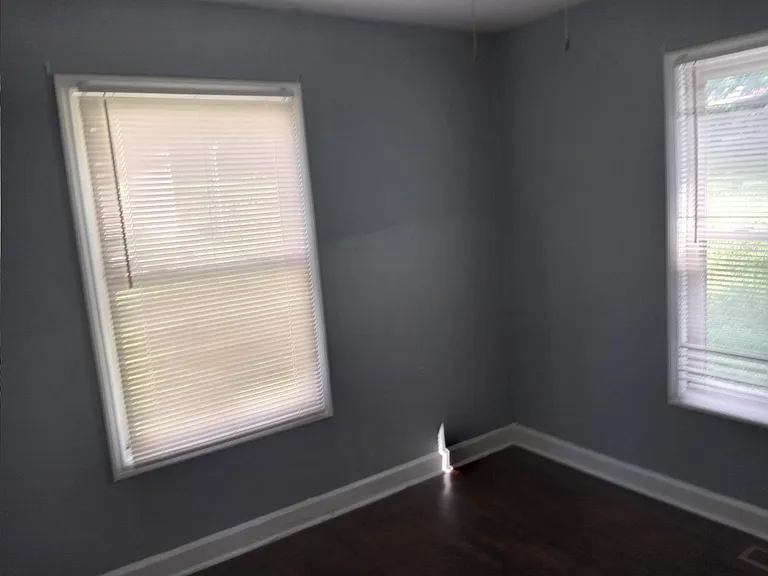 111 James Ave — Photo 17