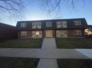 4612 Forest Ave APT 8, Brookfield, IL 60513