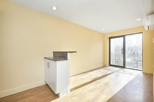 Rented by Compass | media 2