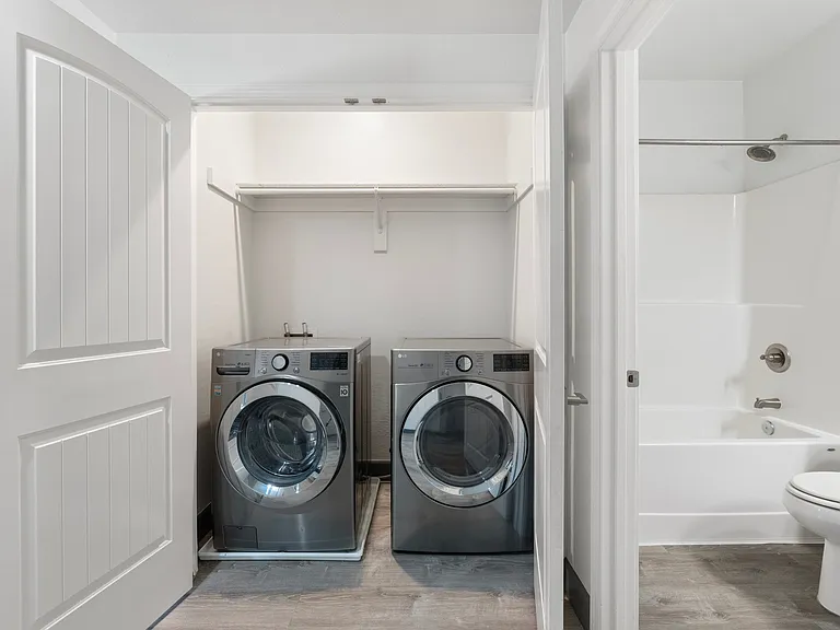 521 E Mission Ln #1 — Photo 8