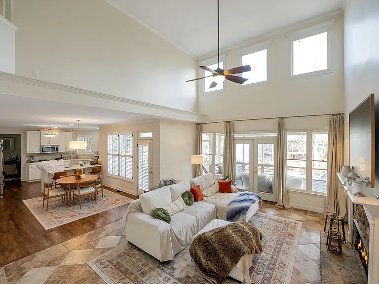 403 Dogwood Way — Photo 19