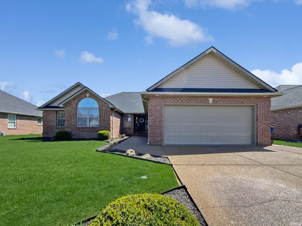 4700 Mansfield Dr, Newburgh, IN 47630