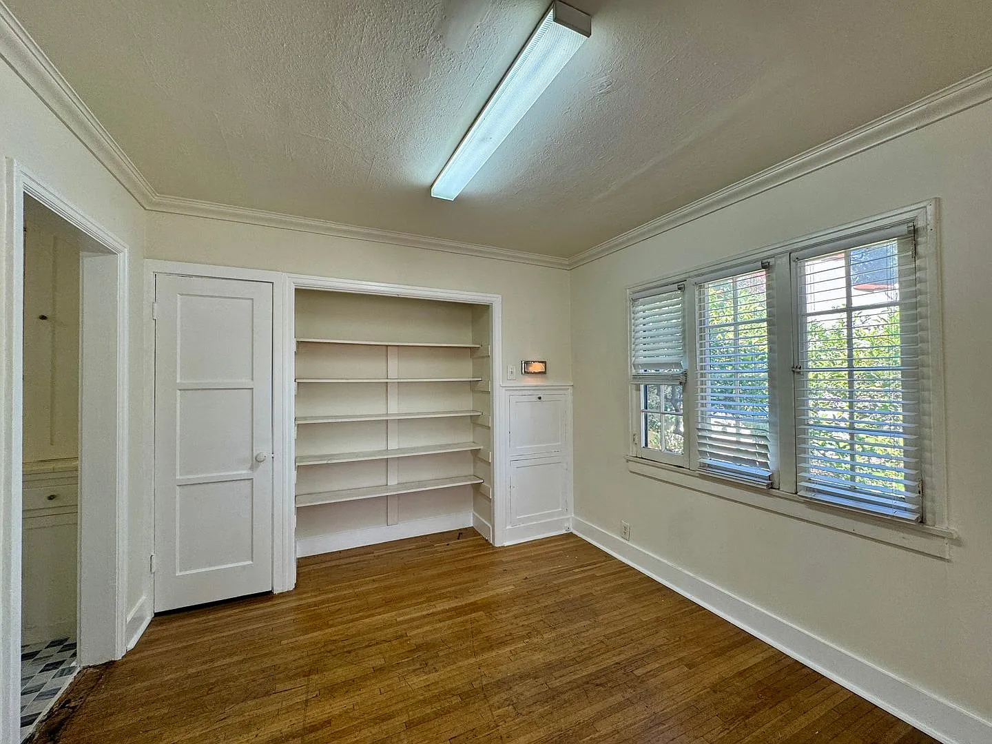 Gillette Crescent — Photo 3