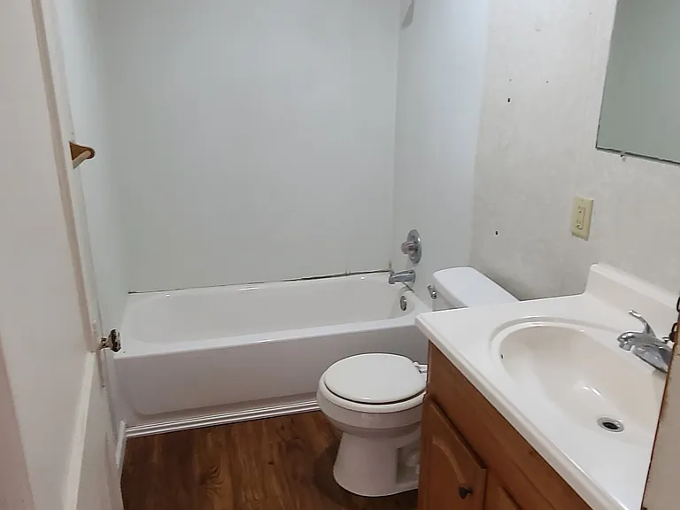 1603 N Cedar St — Photo 2