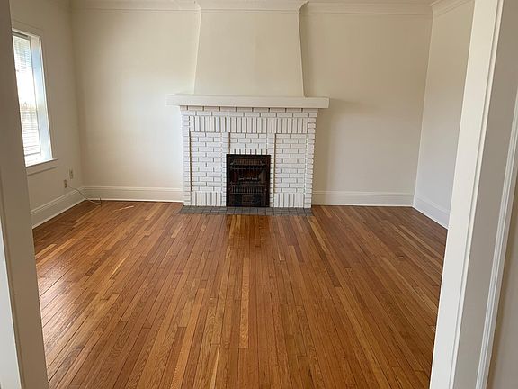 2nd image of 11801 Lake Ave #K-104