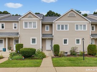 133 Oak Ridge Dr #133, Windsor Locks, CT 06096