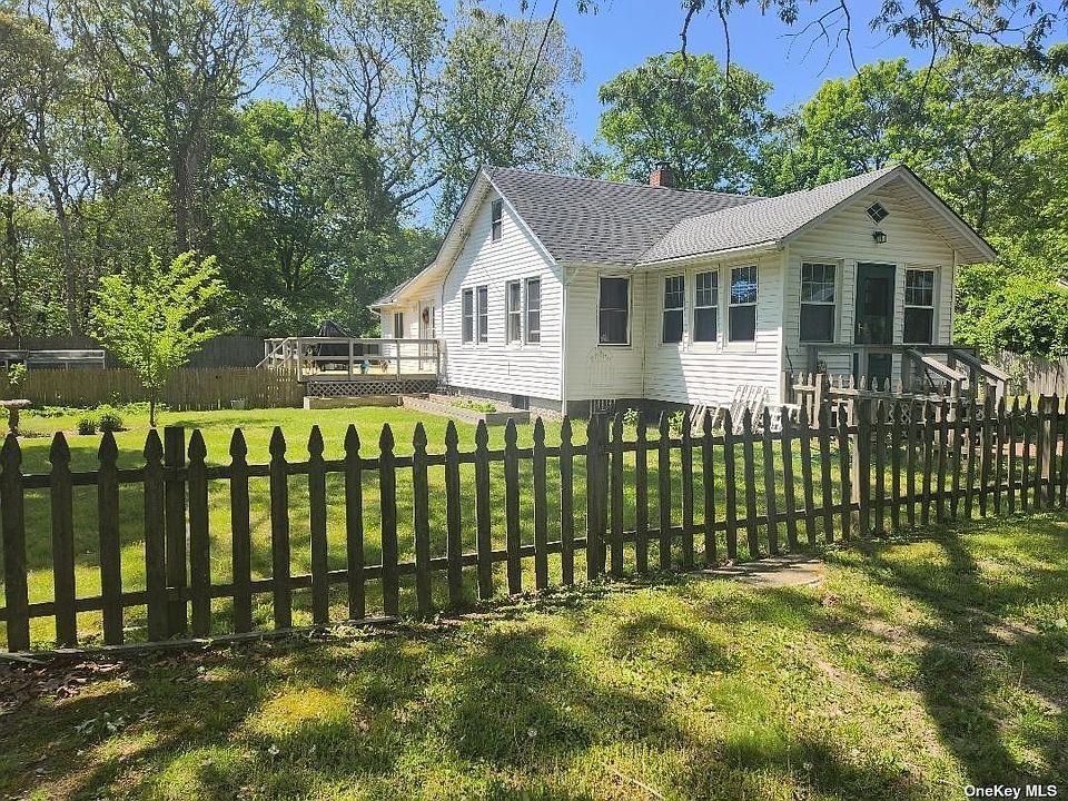 114 Moriches Avenue, Mastic, NY 11950 Zillow