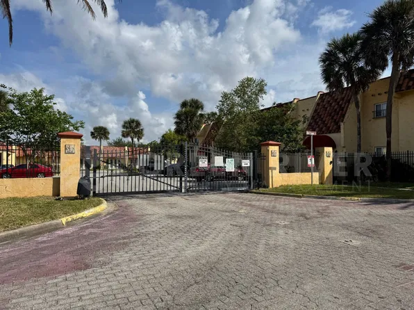 3917 Corrida Ct Unit 2, Jacksonville, FL 32217