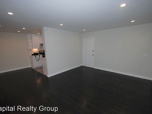 5th image of 1205 Allerton St #3