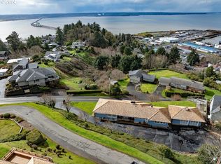 381 W Grand Ave, Astoria, OR 97103