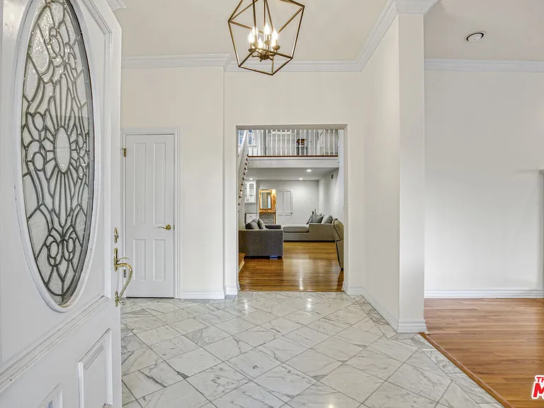 3690 Crownridge Dr — Photo 16