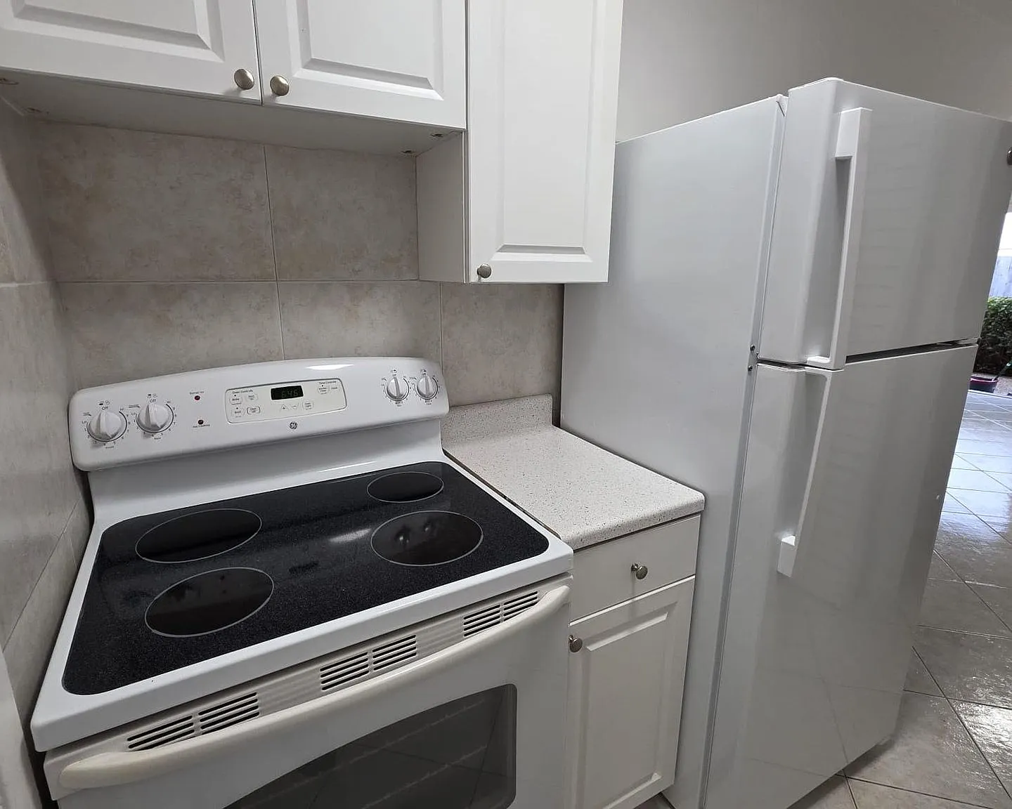 1329 NE 17 Ave Ft. Lauderdale, FL 33304 — Photo 4