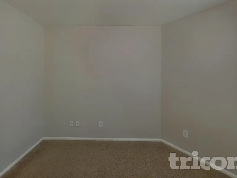 39964 W Sanders Way — Photo 10