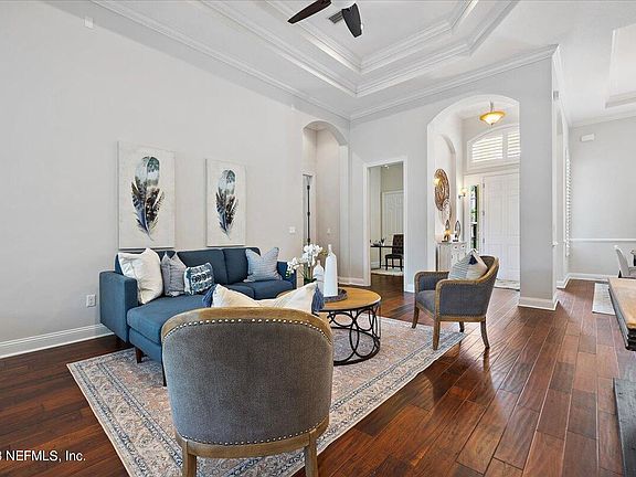 5th image of 36 NANTUCKET ISLAND Court