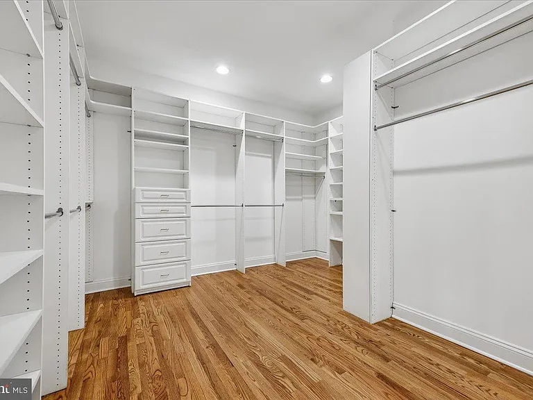 4902 Derussey Pkwy — Photo 66