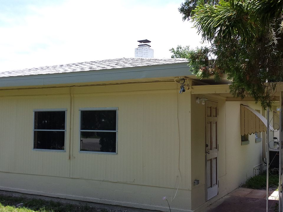 1st image of 2500 49th Ave N