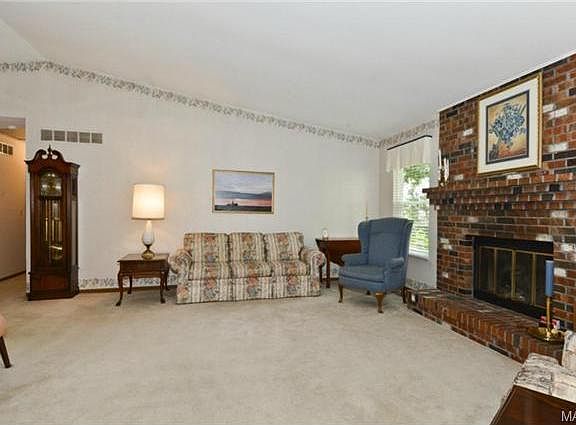 5th image of 6032 Terri Lynn Dr