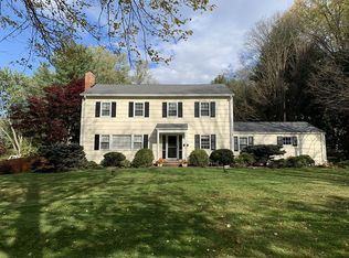 13 Deerfield Rd, Mendham, NJ 07945