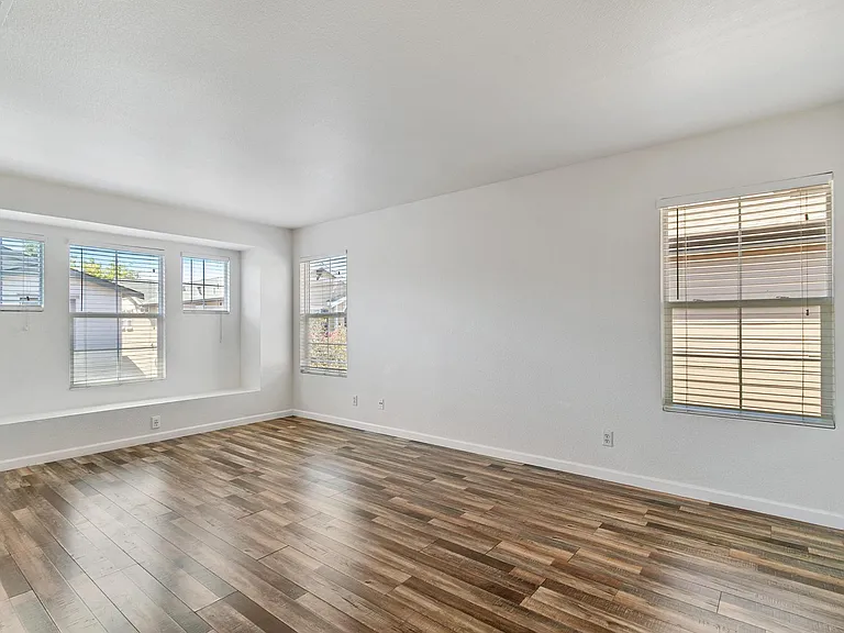 3215 Puffin Cir — Photo 10