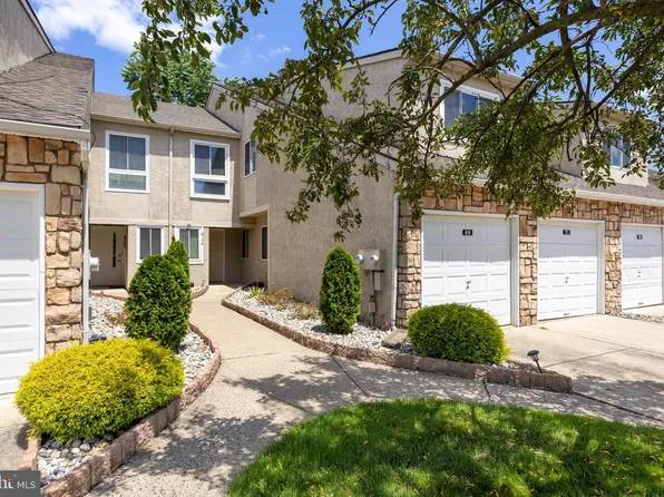 71 Sandra Rd, Voorhees, NJ 08043