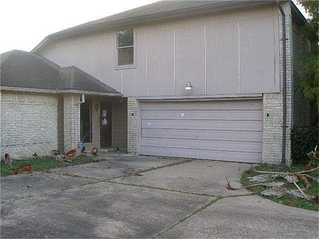1st image of 2041 Hickory Glen Dr