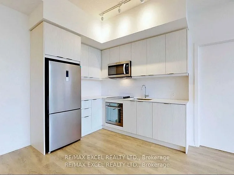 38 Forest Manor Rd #307 — Photo 3